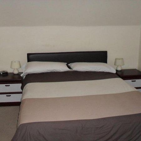 OYO Lord Nelson Hotel Telford Buitenkant foto