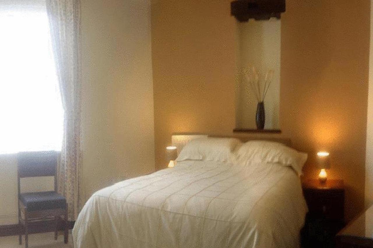 OYO Lord Nelson Hotel Telford Buitenkant foto