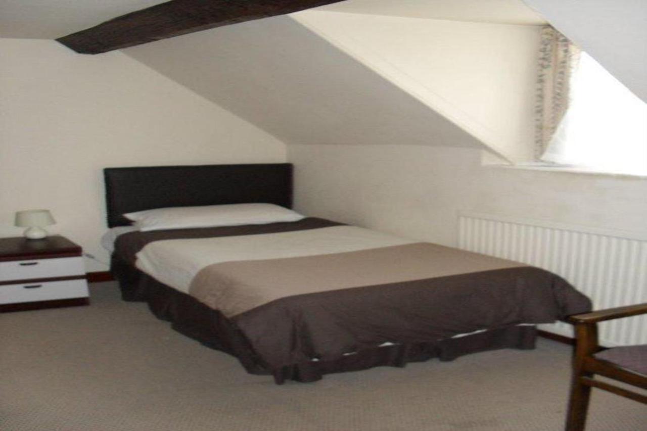 OYO Lord Nelson Hotel Telford Buitenkant foto