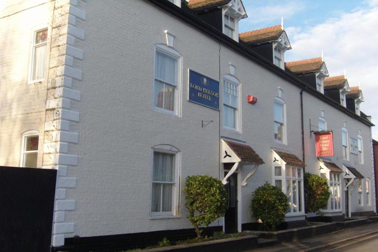 OYO Lord Nelson Hotel Telford Buitenkant foto